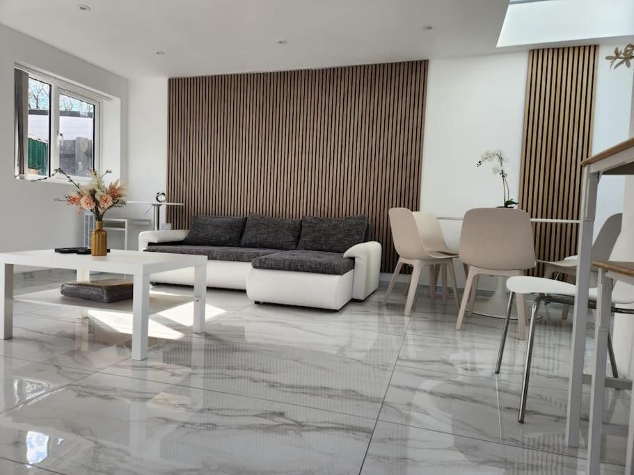 Spacious And Bright One Bedroom Apartment Οξφόρδη Εξωτερικό φωτογραφία